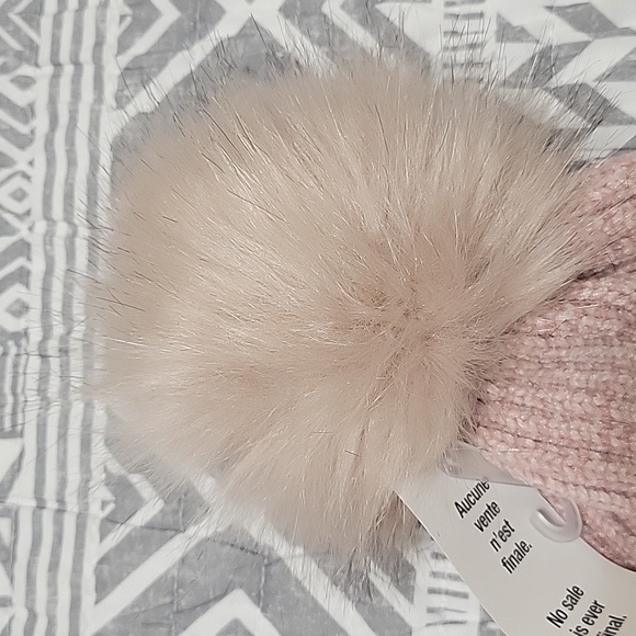 Pom pom Toque - Picture 2 of 3